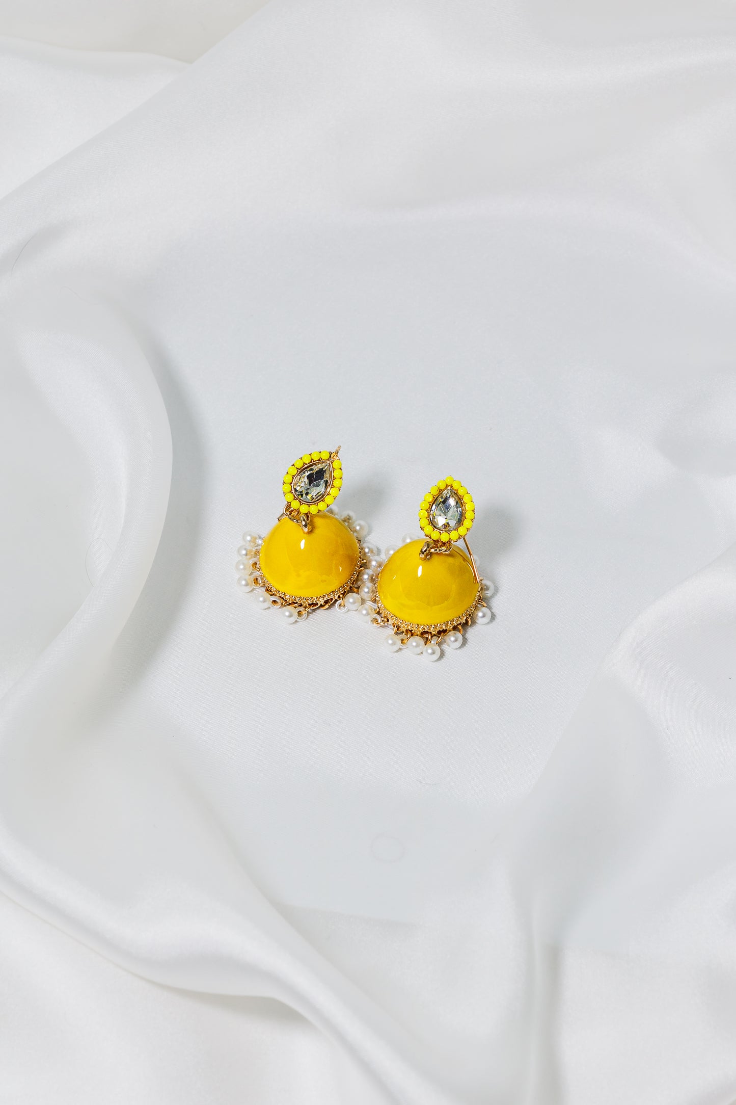 Yellow Metal Tomb Style Dropping Earrings ERFE-0023